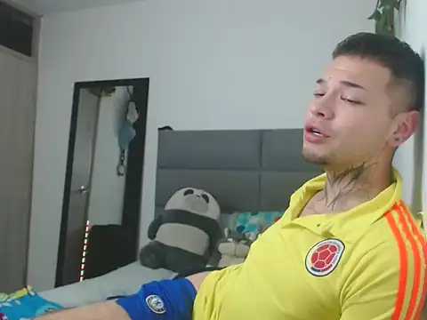 MarceloMilk online show from October 3, 4:53 am