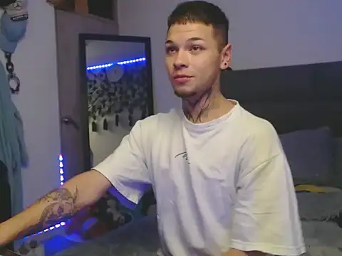 MarceloMilk online show from October 5, 5:06 am