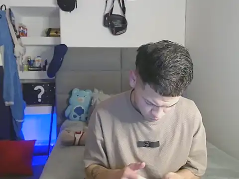 MarceloMilk online show from November 28, 11:51 pm