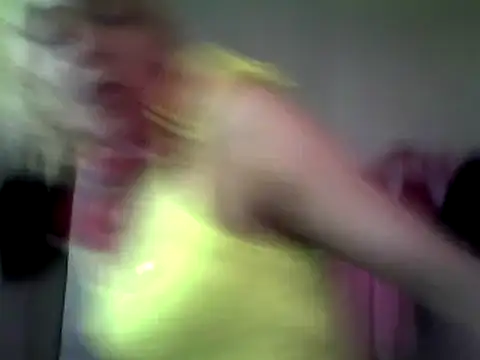 ariana crazzy online show from February 11, 5:07 pm