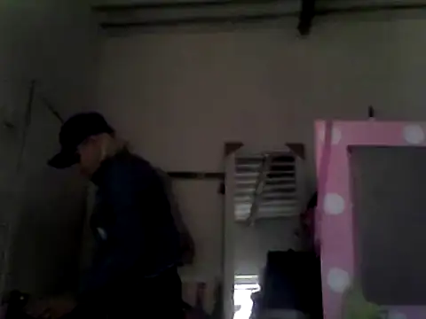 ariana crazzy online show from February 19, 9:14 pm