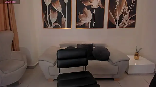 AlinaKravitz online show from February 8, 11:44 am