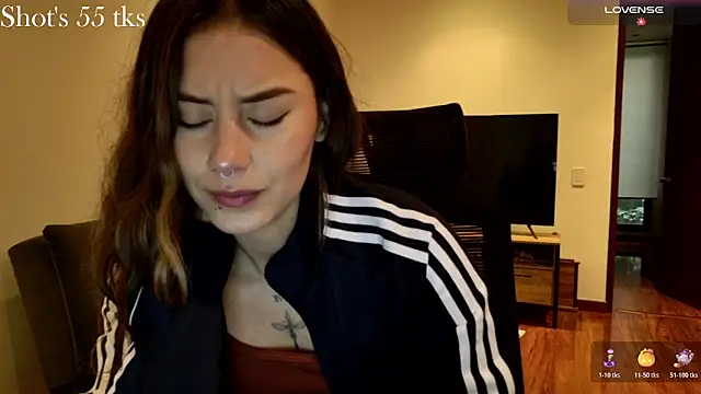 Emmy petit online show from November 1, 6:54 pm