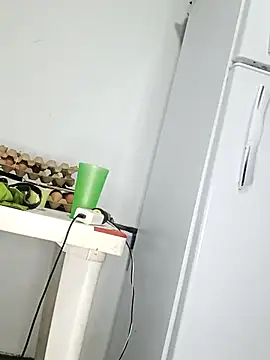 blondebitchlitle online show from February 21, 9:45 am