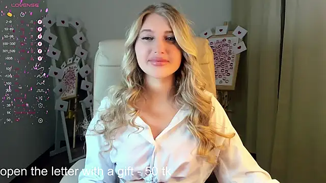 Evacadooo online show from February 18, 5:53 am