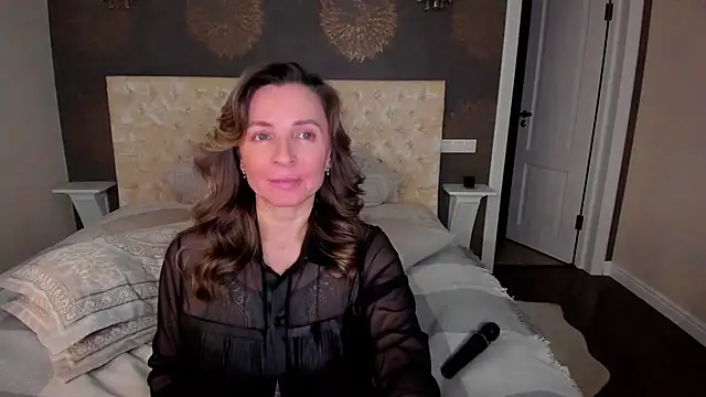 AllisonWilliams online show from January 25, 8:42 pm