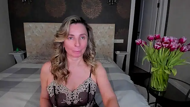 AllisonWilliams online show from March 11, 4:40 pm