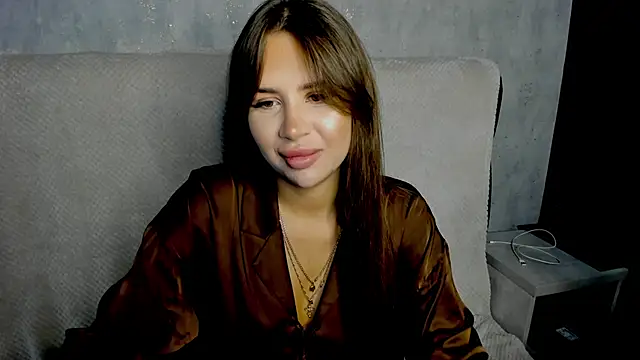 Snapshot of SuraMune chatting on October 17, 9:34 am SuraMune online show from October 17, 9:34 am