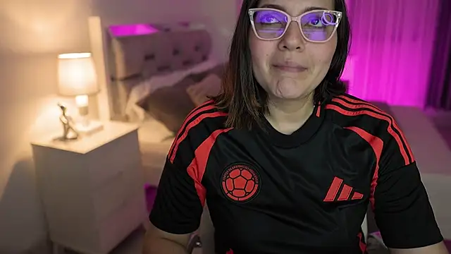 Camilaa bueno online show from December 22, 12:07 am