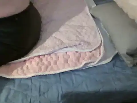 housewife shantie online show from March 5, 10:55 am