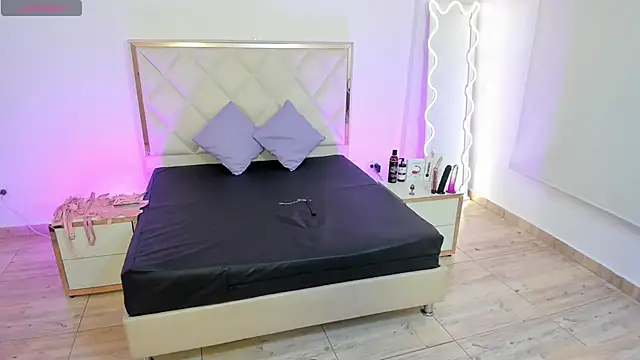 Andy tay1 online show from February 12, 3:29 am