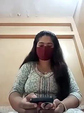 Magical Girl- online show from February 3, 7:40 am