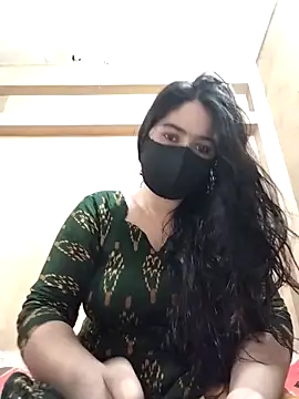 Magical Girl- online show from October 5, 4:00 am