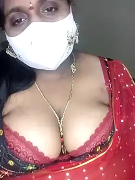 Sexy Radhikaa online show from February 6, 3:52 pm