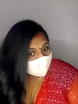 Sexy Radhikaa online show from February 14, 1:45 am