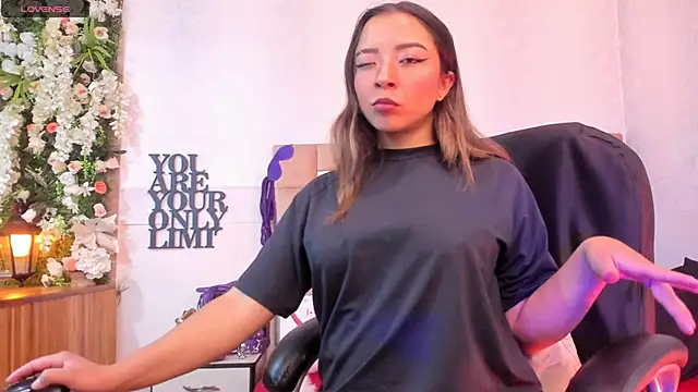 natacha  black  online show from January 29, 3:15 pm