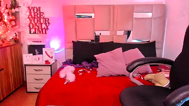 natacha  black  online show from February 24, 9:41 pm