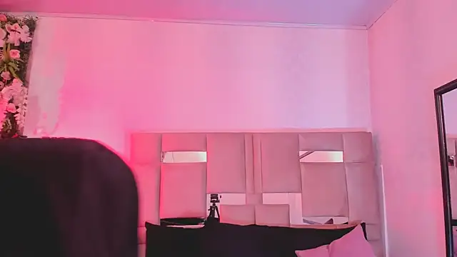 natacha  black  online show from February 25, 8:58 am