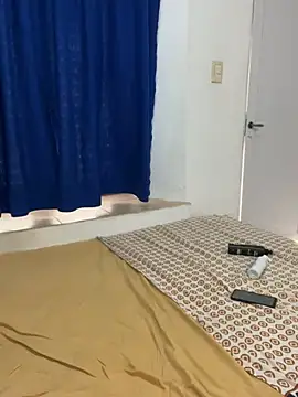 Chloe-antonella online show from February 7, 10:50 am