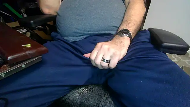 thickdaddy59 online show from March 6, 4:41 am