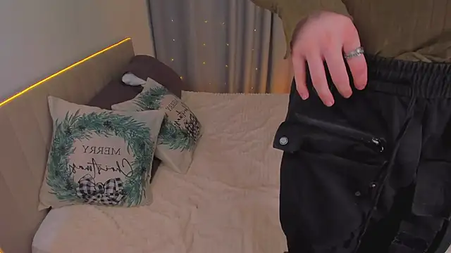 Kleo Godde online show from January 15, 12:30 am