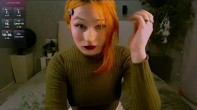 Kleo Godde online show from February 1, 7:55 pm