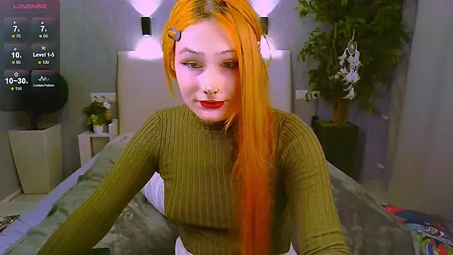 Kleo Godde online show from February 3, 2:24 pm