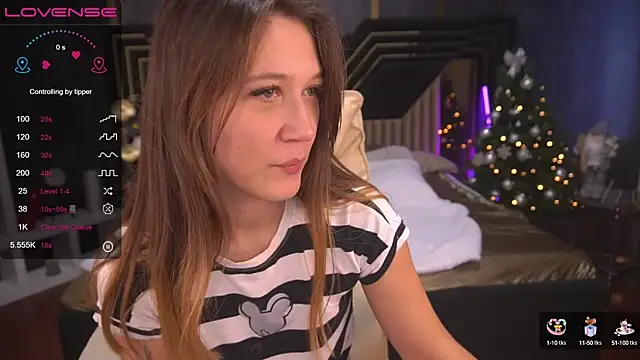 DreamyLinaa online show from January 4, 5:58 am