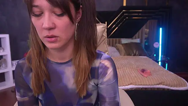 DreamyLinaa online show from January 24, 10:32 am