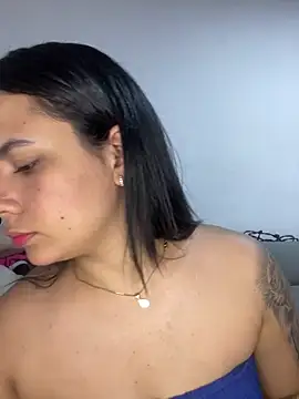 Leyna Kenet online show from December 29, 8:37 pm