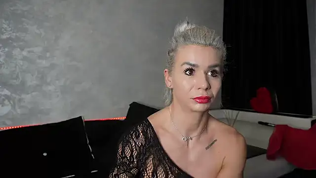 SquirtyFit Devil online show from January 26, 1:20 am