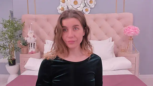 VikkiStorm online show from December 13, 9:46 am