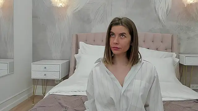 VikkiStorm online show from January 23, 7:00 am