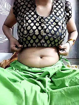 Snapshot of shalini_fire chatting on February 17, 5:32 pm shalini fire online show from February 17, 5:32 pm