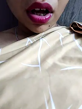 Snapshot of shalini_fire chatting on November 9, 7:23 pm shalini fire online show from November 9, 7:23 pm