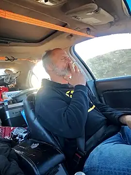 DatingProfile USA 43 str8 online show from October 6, 3:31 pm