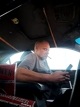 DatingProfile USA 43 str8 online show from November 29, 2:31 pm