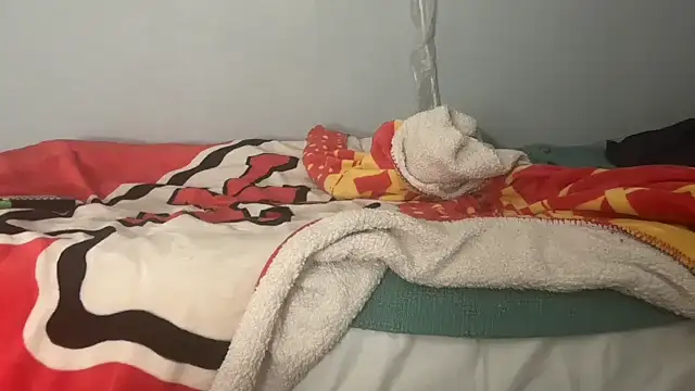 Snapshot of skarfosbabes69 chatting on September 27, 6:40 am skarfosbabes69 online show from September 27, 6:40 am