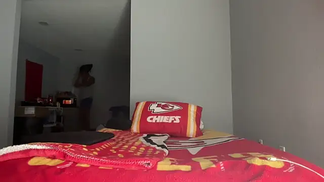 Snapshot of skarfosbabes69 chatting on November 21, 12:04 pm skarfosbabes69 online show from November 21, 12:04 pm