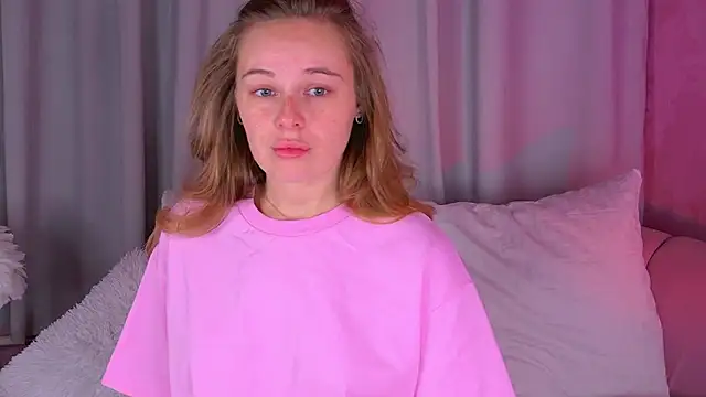 BeatriceEsmont online show from November 8, 2:50 pm