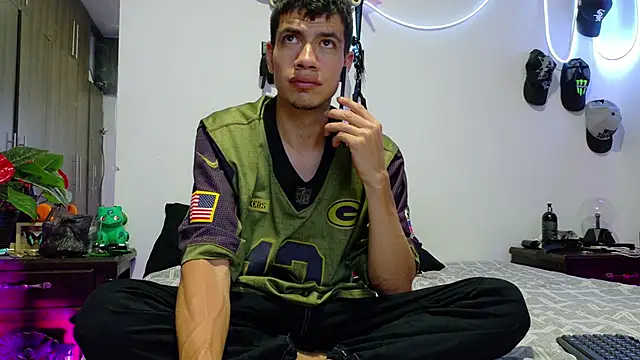 Nymphobuddies online show from January 23, 4:09 am