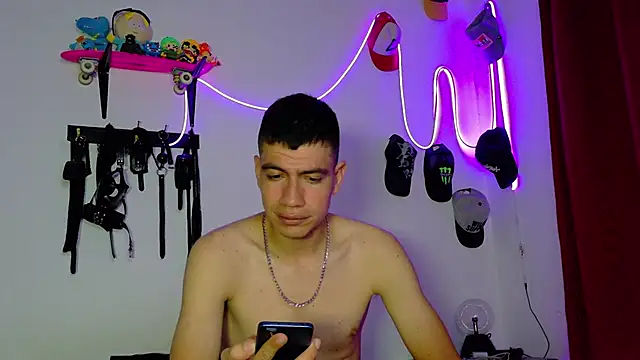 Nymphobuddies online show from February 7, 12:09 am