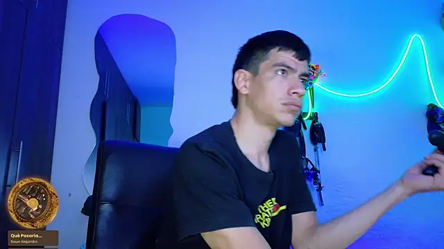 Nymphobuddies online show from March 18, 4:15 am