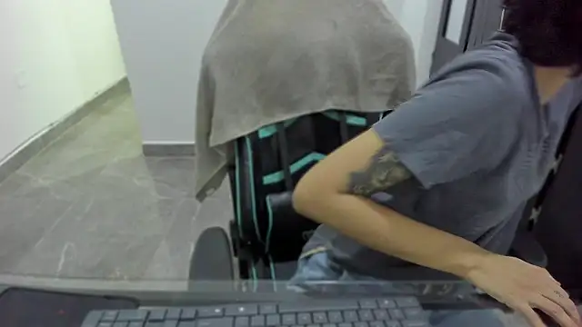 Snapshot of gooddess_isis chatting on December 26, 5:19 pm gooddess isis online show from December 26, 5:19 pm