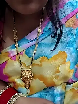 Snapshot of Mayuri77 chatting on January 25, 4:13 pm Mayuri77 online show from January 25, 4:13 pm