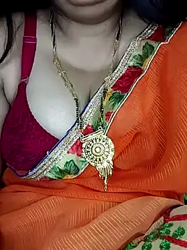 Snapshot of Mayuri77 chatting on January 28, 4:41 pm Mayuri77 online show from January 28, 4:41 pm