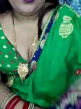 Snapshot of Mayuri77 chatting on January 30, 6:13 am Mayuri77 online show from January 30, 6:13 am