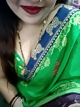 Snapshot of Mayuri77 chatting on November 3, 6:36 am Mayuri77 online show from November 3, 6:36 am