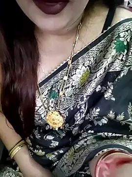 Snapshot of Mayuri77 chatting on November 11, 6:46 am Mayuri77 online show from November 11, 6:46 am