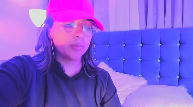 Pandoracherry online show from February 11, 9:31 am